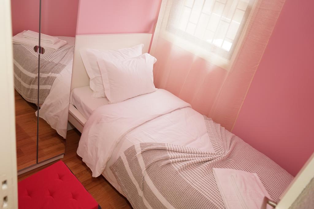 Apartments Luiz I Bridge By Amber Star Rent Vila Nova de Gaia Room photo